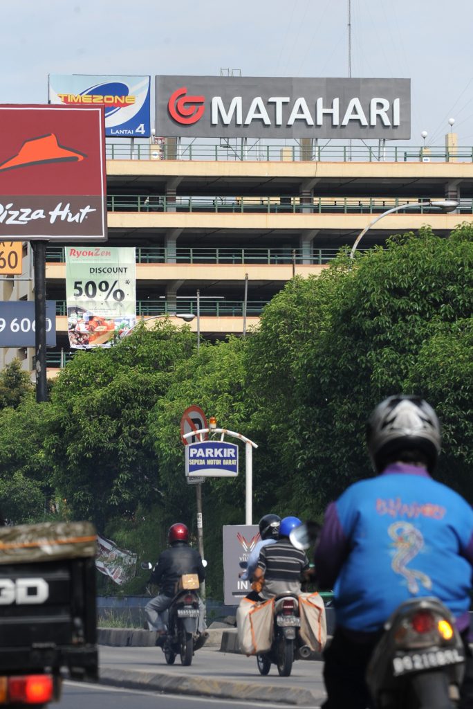 Bank Indonesia to intervene in forex, bond markets to stabilise rupiah, official says